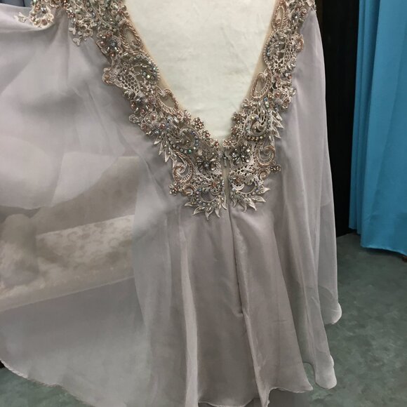 SAMPLE Mother of the Bride/Groom Elegant Formal Batwing Flutter Sleeve Dress - Picture 7 of 16